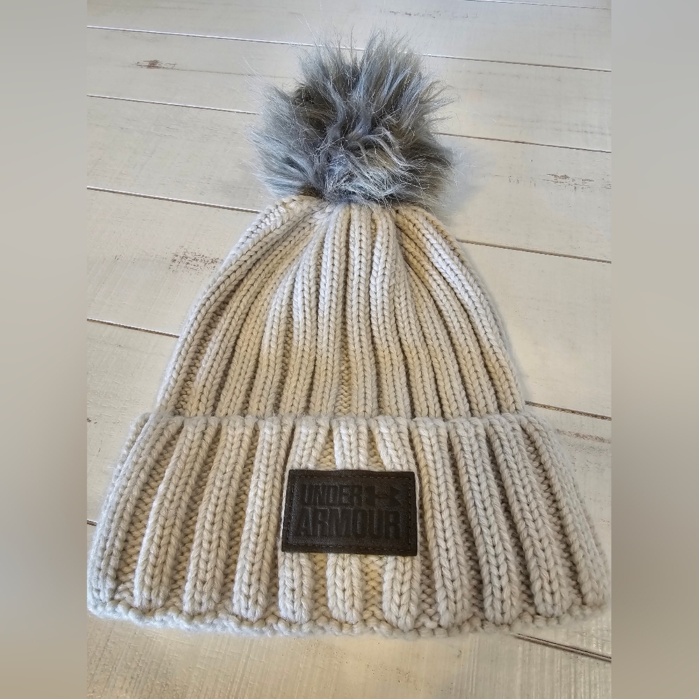 Under Armour Snowcrest Pom Beanie